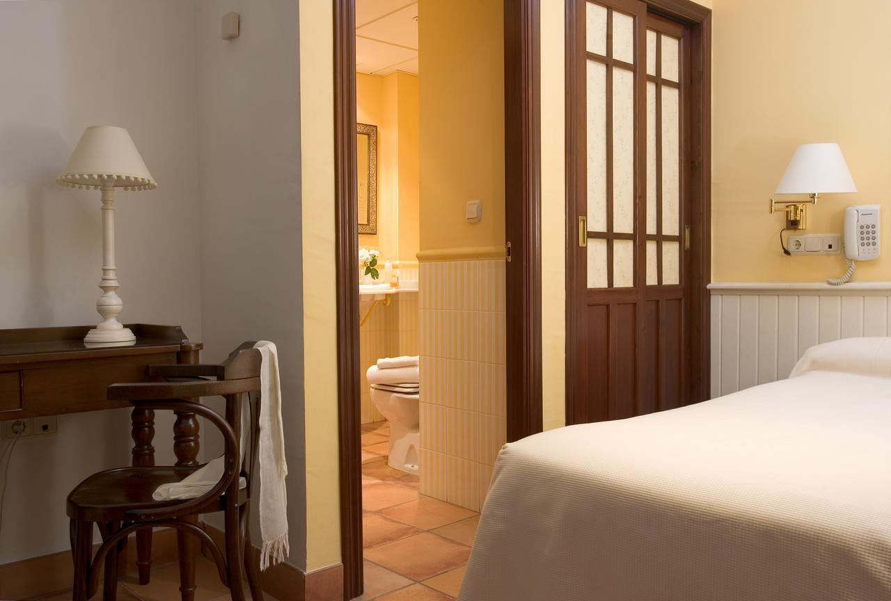 Hotel Veracruz Utrera Eksteriør bilde